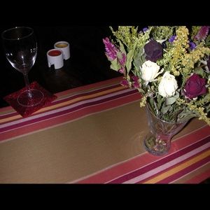 New Pampered Chef Reversible Striped Table Runner